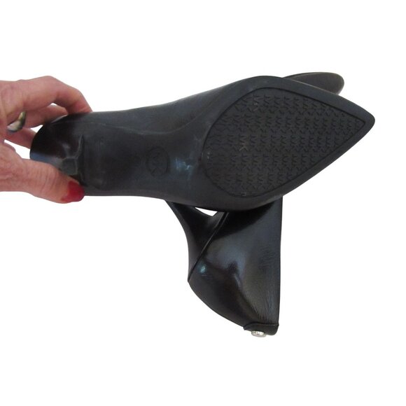 Michael Kors Black Classic Leather Stiletto Pointed Toe Heels Size 6M - Picture 6 of 6